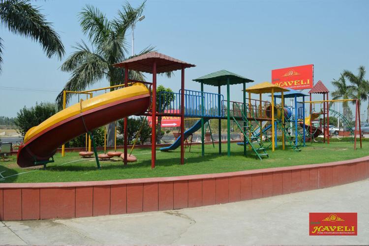 Gajraula Haveli Resort 外观 照片