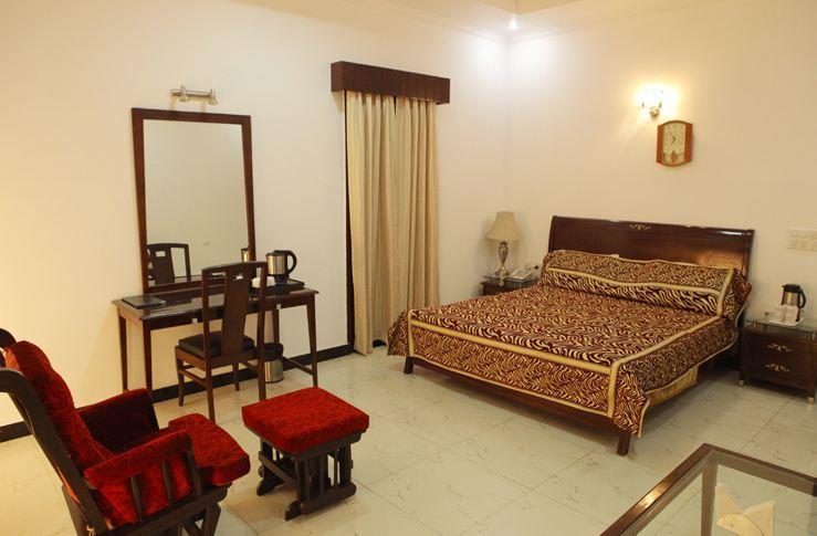 Gajraula Haveli Resort 外观 照片